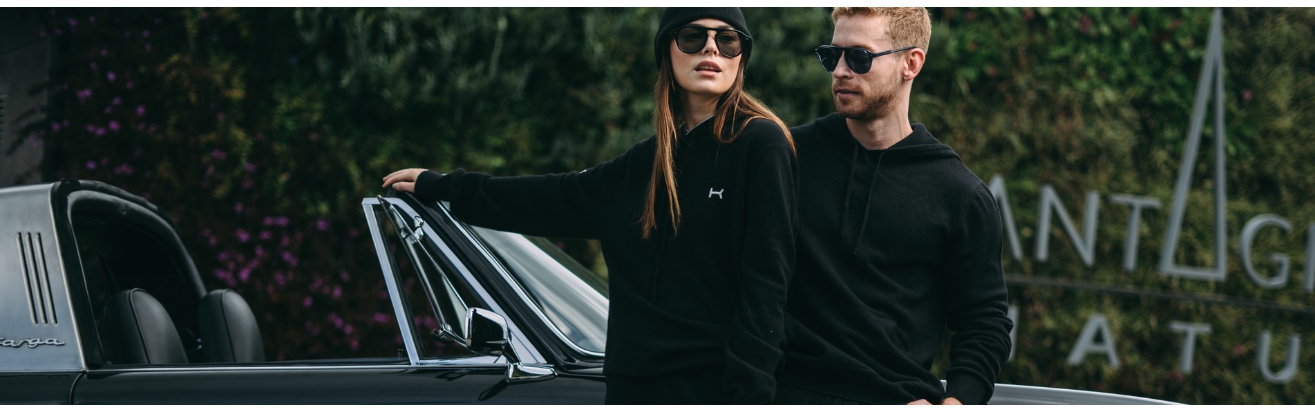 https://teamwear.kronopolo.com/image/cache/catalog/Cashmere/why%20wear%20cashmere%20at%20polo%20games-1903x596.jpg